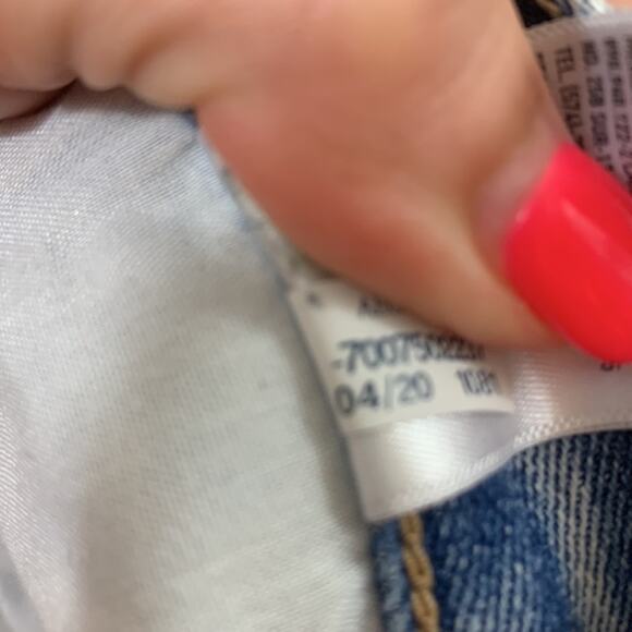 American Eagle Mom Jean Distressed/Ripped Jeans - Picture 5 of 6